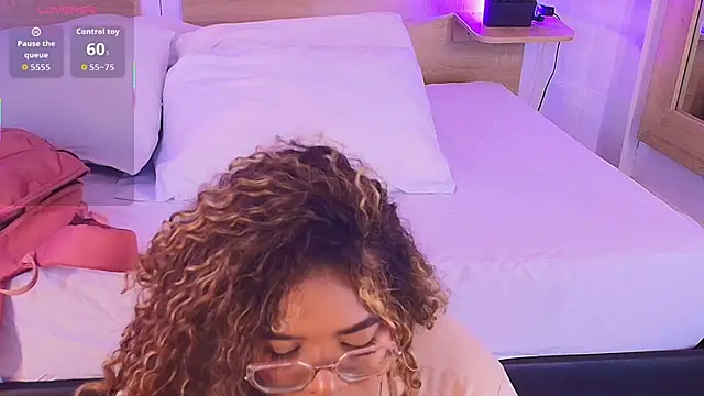  nickypurple  online show from 17, 11, 2025