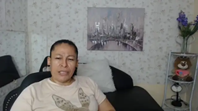 mature martina online show from 9, 7, 2026