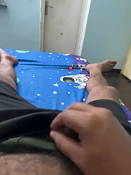 yourheroforfun online show from 10, 5, 2026