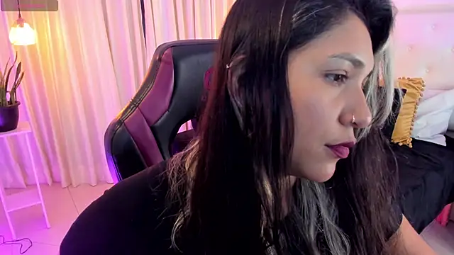 BonnieBad01 online show from 12, 2, 2025