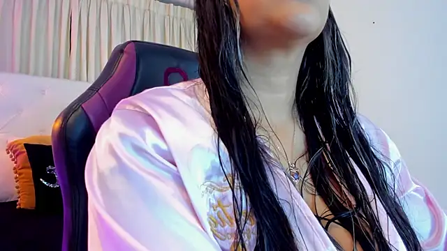 BonnieBad01 online show from 11, 1, 2026