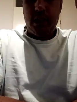 Snapshot of bink1982 chatting on 13, 2, 2026 bink1982 online show from 13, 2, 2026