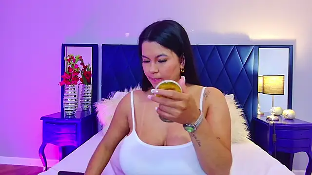 Margaret Saunders online show from 21, 3, 2025