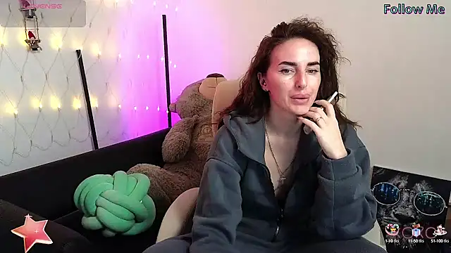 Snapshot of xx_adrihanna_xx chatting on 6, 2, 2025 xx adrihanna xx online show from 6, 2, 2025