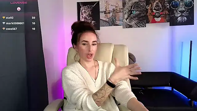 Snapshot of xx_adrihanna_xx chatting on 19, 2, 2025 xx adrihanna xx online show from 19, 2, 2025