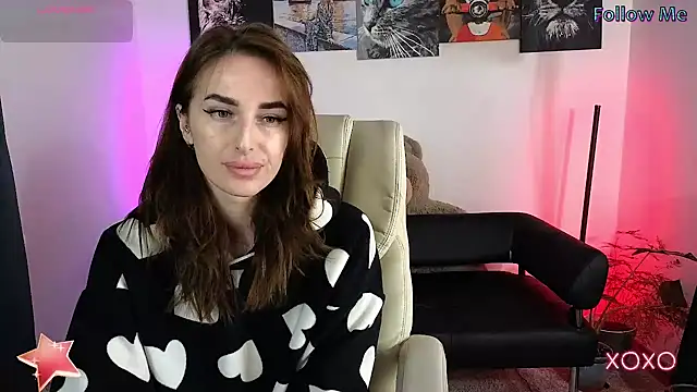 Snapshot of xx_adrihanna_xx chatting on 4, 3, 2025 xx adrihanna xx online show from 4, 3, 2025