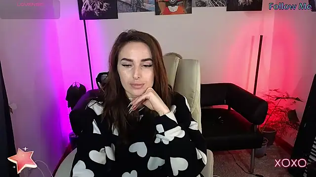 Snapshot of xx_adrihanna_xx chatting on 12, 3, 2025 xx adrihanna xx online show from 12, 3, 2025