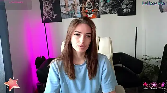 Snapshot of xx_adrihanna_xx chatting on 13, 3, 2025 xx adrihanna xx online show from 13, 3, 2025