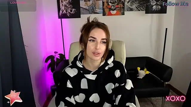 Snapshot of xx_adrihanna_xx chatting on 18, 3, 2025 xx adrihanna xx online show from 18, 3, 2025