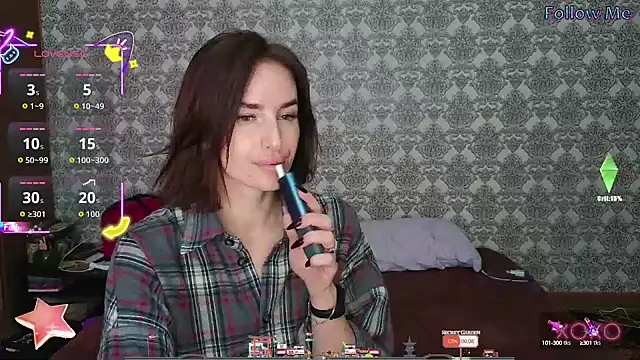 Snapshot of xx_adrihanna_xx chatting on 3, 10, 2025 xx adrihanna xx online show from 3, 10, 2025