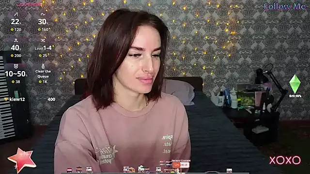 Snapshot of xx_adrihanna_xx chatting on 2, 12, 2025 xx adrihanna xx online show from 2, 12, 2025