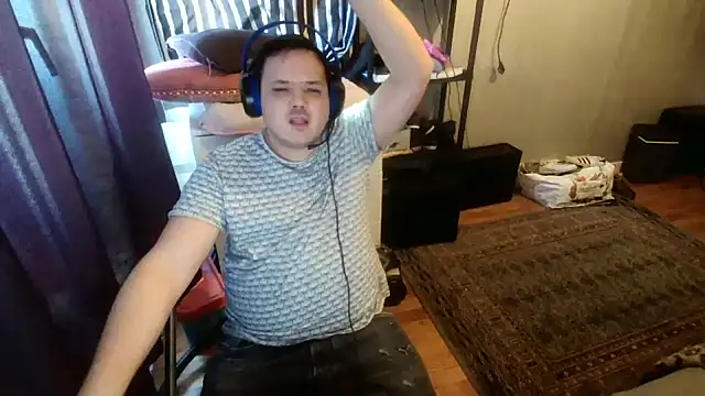 Bebemickey75 online show from 2, 2, 2025