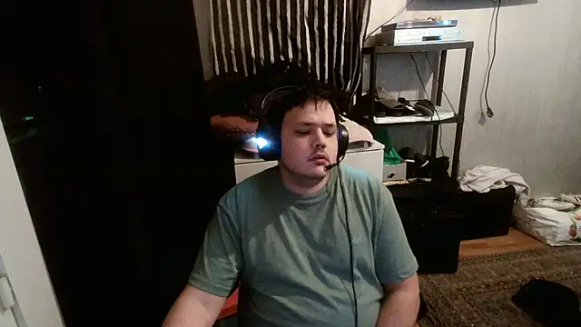 Bebemickey75 online show from 3, 2, 2025