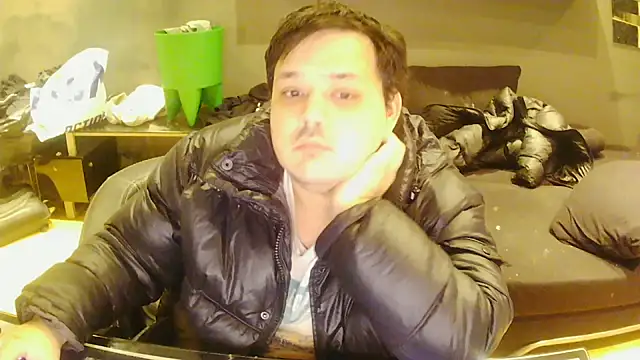 Bebemickey75 online show from 16, 11, 2025