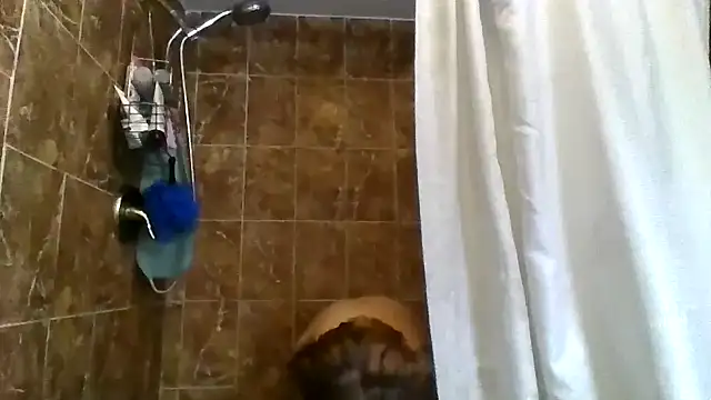 Snapshot of spundarella420 chatting on 23, 9, 2025 spundarella420 online show from 23, 9, 2025