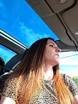 Snapshot of Ladykimberly_XOXO chatting on 16, 4, 2026 Ladykimberly XOXO online show from 16, 4, 2026