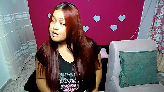 Snapshot of violeta_rous chatting on 30, 5, 2026 violeta rous online show from 30, 5, 2026