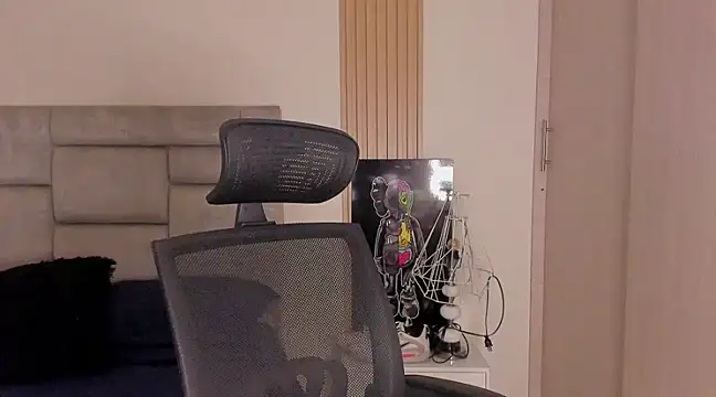 Snapshot of paul_rogerr chatting on 14, 12, 2024 paul rogerr online show from 14, 12, 2024