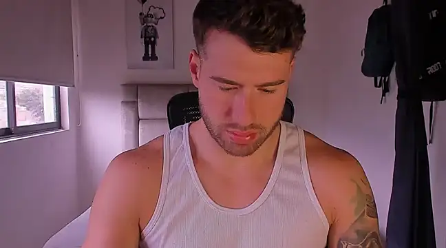 Snapshot of paul_rogerr chatting on 13, 2, 2025 paul rogerr online show from 13, 2, 2025