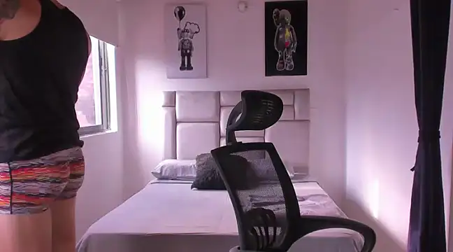 Snapshot of paul_rogerr chatting on 27, 2, 2025 paul rogerr online show from 27, 2, 2025