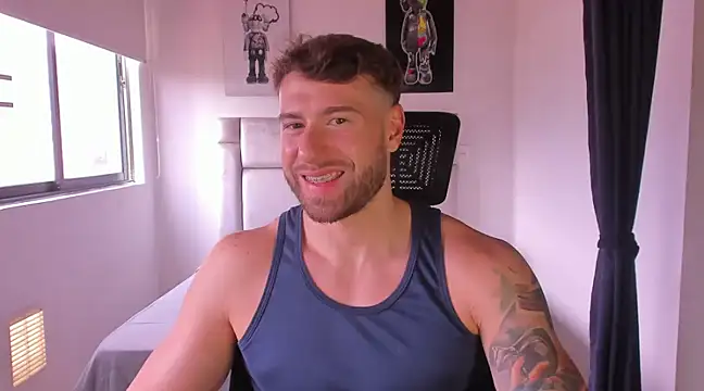 Snapshot of paul_rogerr chatting on 4, 3, 2025 paul rogerr online show from 4, 3, 2025