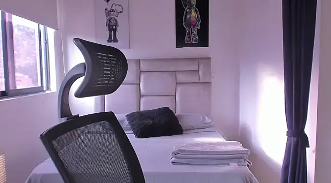 Snapshot of paul_rogerr chatting on 7, 3, 2025 paul rogerr online show from 7, 3, 2025