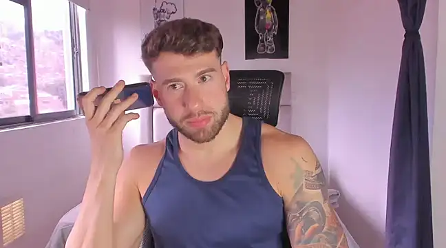 Snapshot of paul_rogerr chatting on 20, 3, 2025 paul rogerr online show from 20, 3, 2025