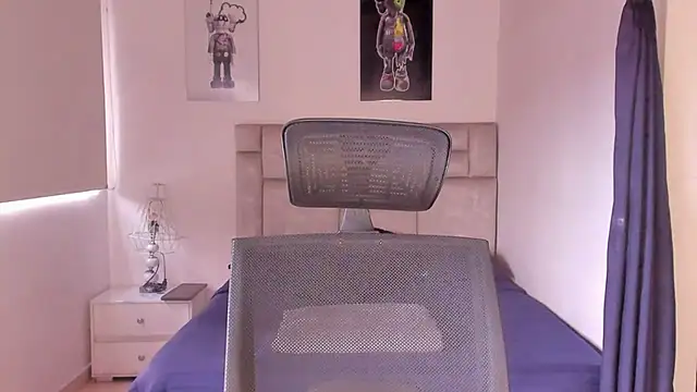 Snapshot of paul_rogerr chatting on 4, 10, 2025 paul rogerr online show from 4, 10, 2025