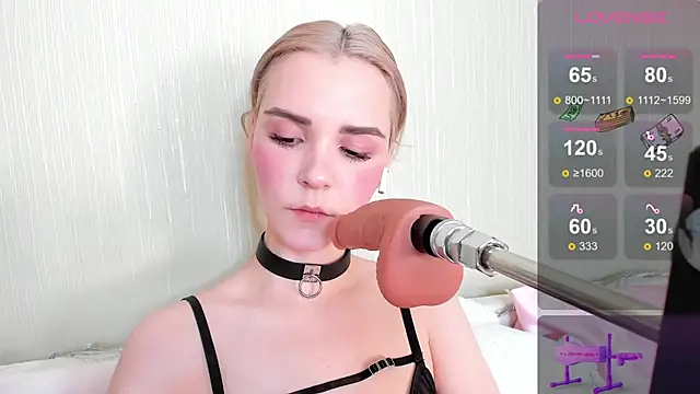 Kaya Devis online show from 24, 2, 2025