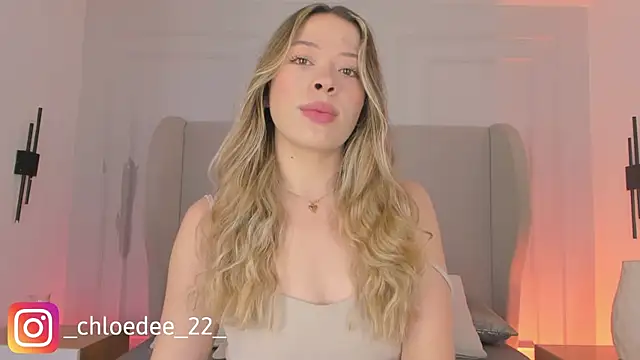 Snapshot of chloe_d chatting on 10, 2, 2026 chloe d online show from 10, 2, 2026