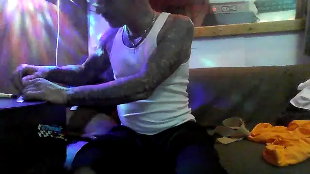 deepstroker42071 online show from 9, 4, 2026