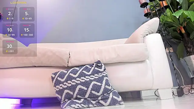 sofiaa ebony online show from 4, 2, 2025