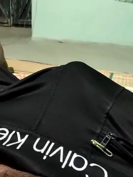 SILENT FUCKER 01 online show from 18, 2, 2025