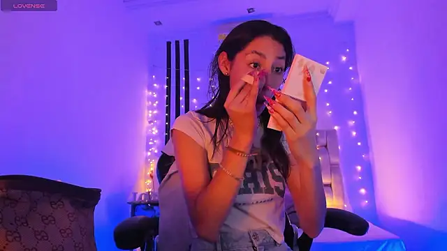 Snapshot of Gorgeous_Team chatting on 13, 2, 2026 Gorgeous Team online show from 13, 2, 2026