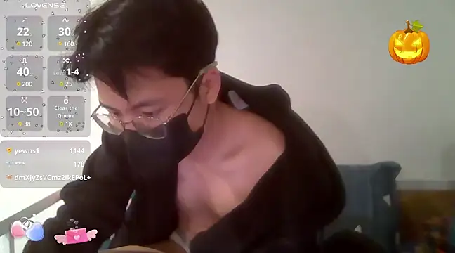 Gwencloudy online show from 10, 2, 2025