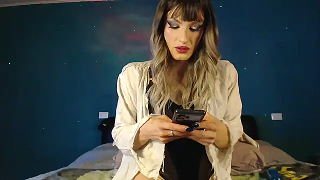 Karendolly  8 online show from 5, 4, 2026