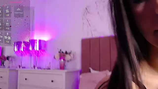 LaraKent online show from 14, 11, 2025