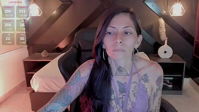 dark gotica online show from 30, 3, 2026