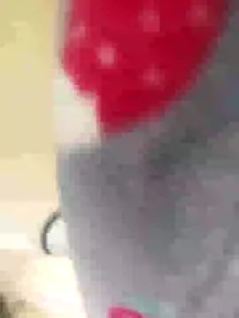 Snapshot of bruna_safadinhaa chatting on 1, 1, 2025 bruna safadinhaa online show from 1, 1, 2025