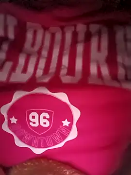 Snapshot of bruna_safadinhaa chatting on 27, 10, 2025 bruna safadinhaa online show from 27, 10, 2025