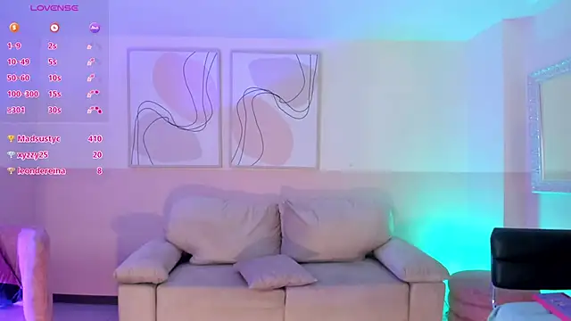 AlessiaCorleone  online show from 25, 1, 2025