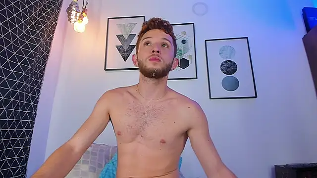 Juan Castano online show from 4, 3, 2025