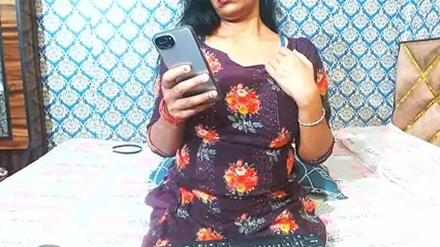 Snapshot of nikitahot3 chatting on 22, 10, 2025 nikitahot3 online show from 22, 10, 2025