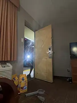 Stressreliever82 online show from 9, 4, 2026