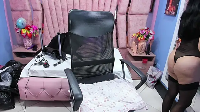 HornySkinny26 online show from 14, 10, 2025