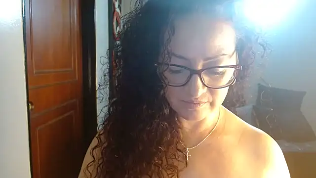 MATURETOPASIO online show from 19, 1, 2025