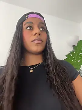 charlotteeruss online show from 21, 2, 2026