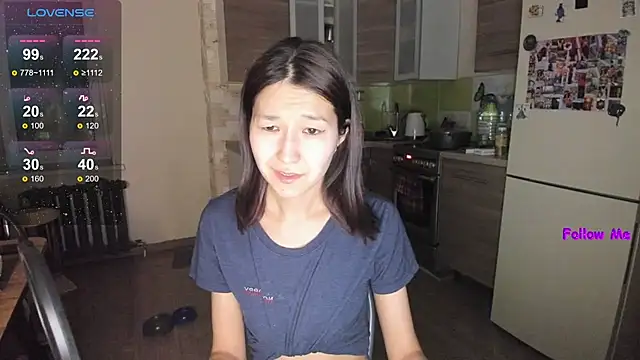 LeyylaStoone online show from 4, 3, 2025