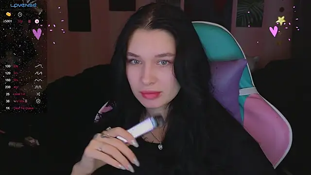 Amanda Tender online show from 6, 3, 2025