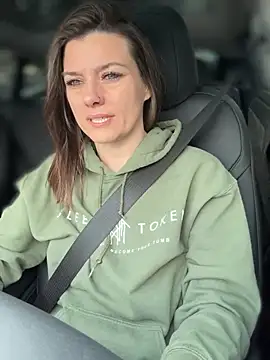 LadyLena1 online show from 7, 2, 2025